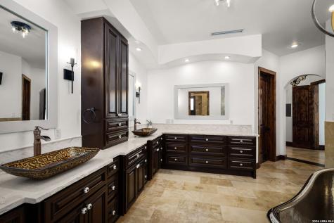 5723 Copper Forest New Braunfels TX 78132