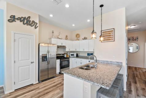 107 Caledonia Drive Rockport TX 78382