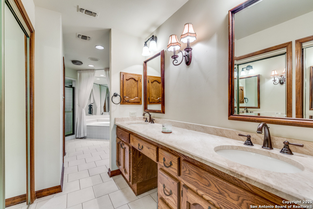 122 Cliffdwellers Path Boerne TX 78006