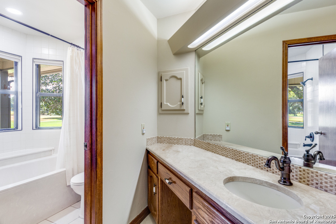122 Cliffdwellers Path Boerne TX 78006