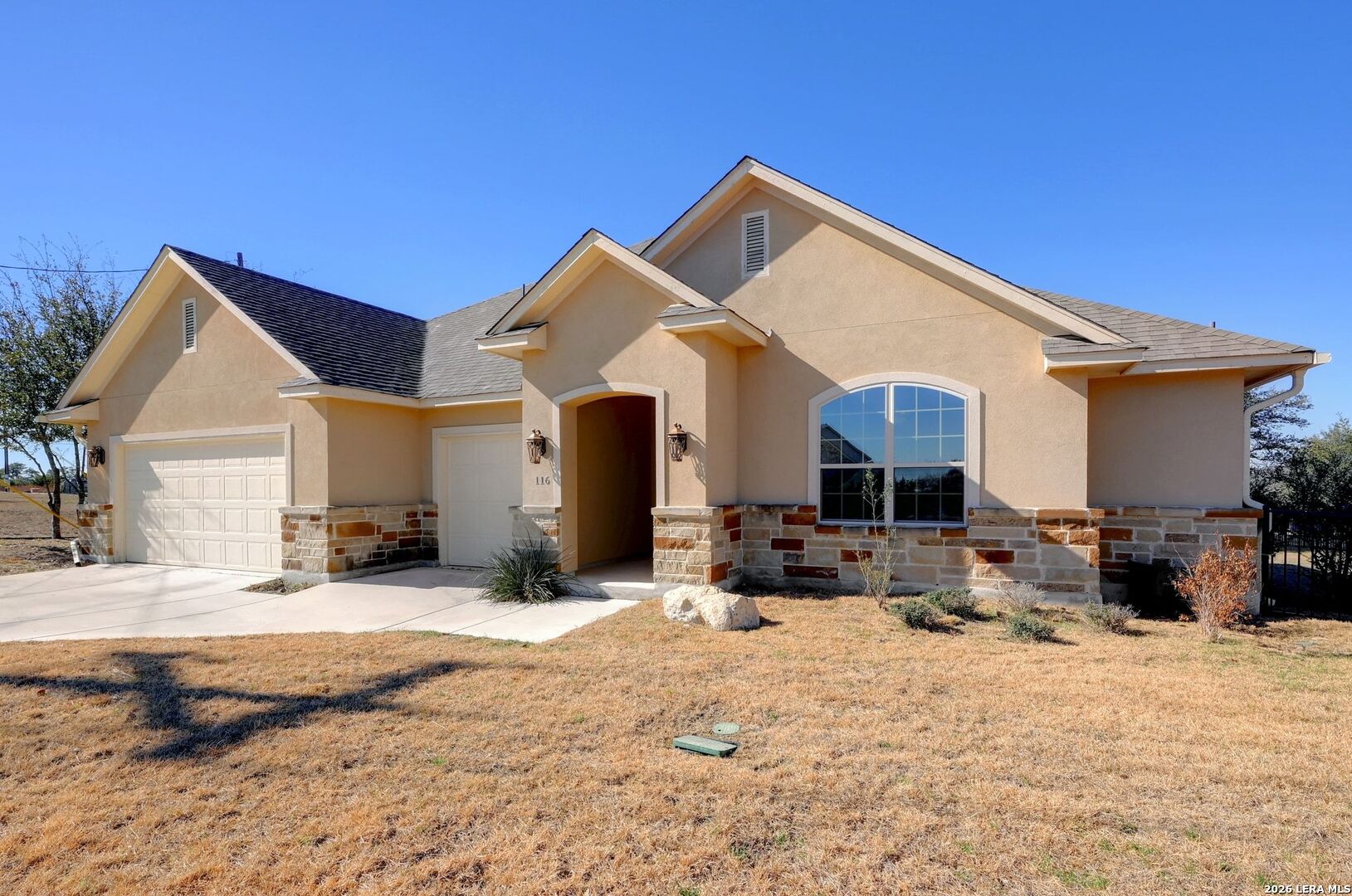 116 S Jerry Grey Blanco TX 78606
