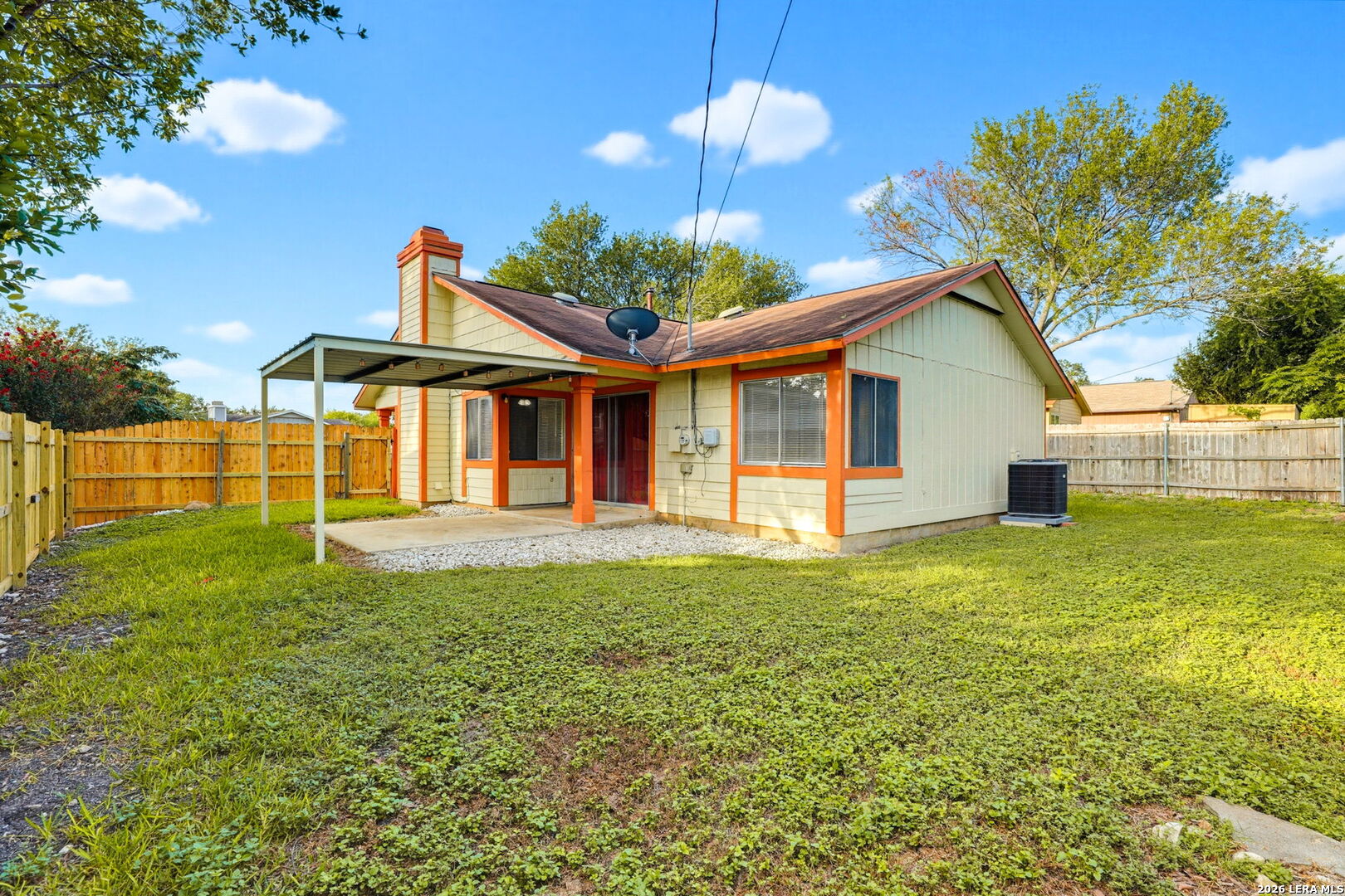 8619 8th Street Converse TX 78109