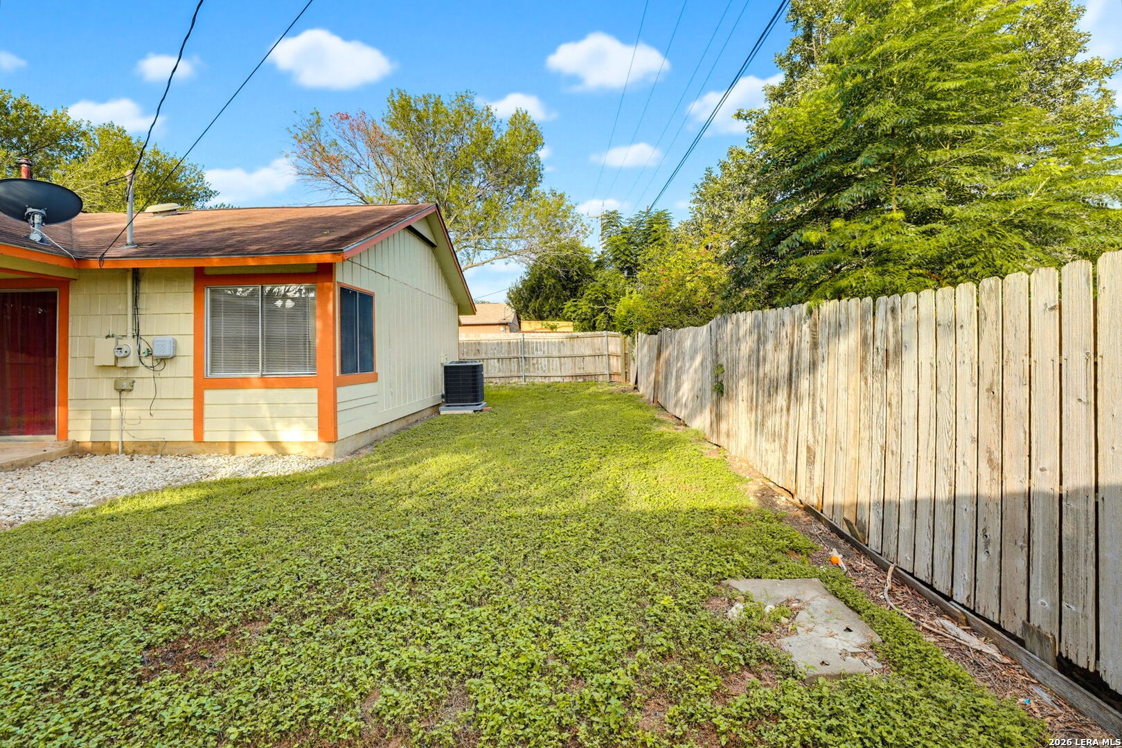 8619 8th Street Converse TX 78109