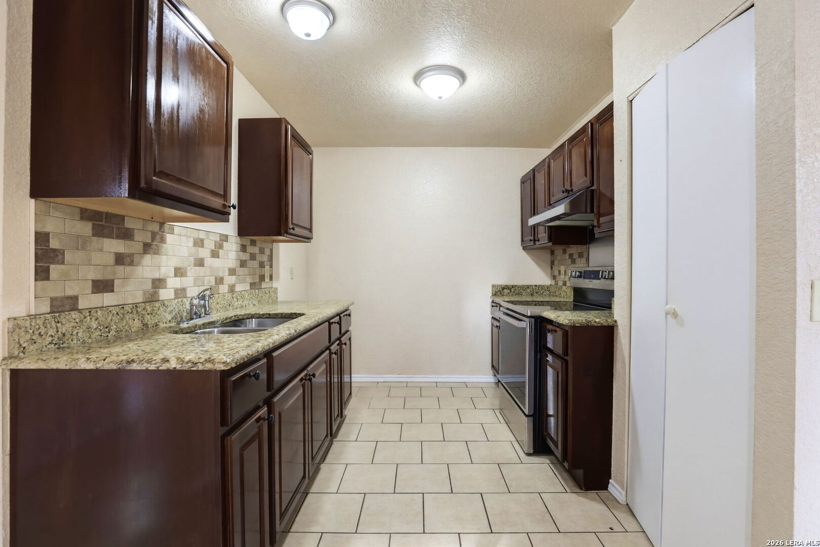 8619 8th Street Converse TX 78109