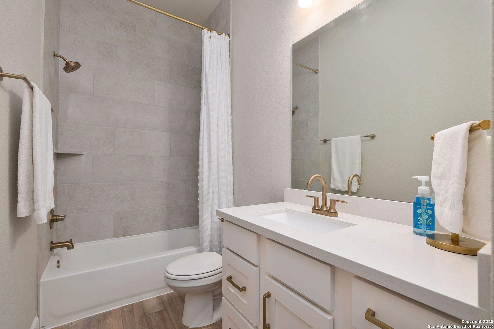 1412 Corkscrew New Braunfels TX 78132