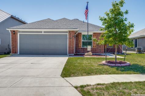 1517 Motherwell Seguin TX 78155