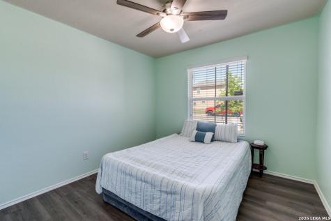1517 Motherwell Seguin TX 78155