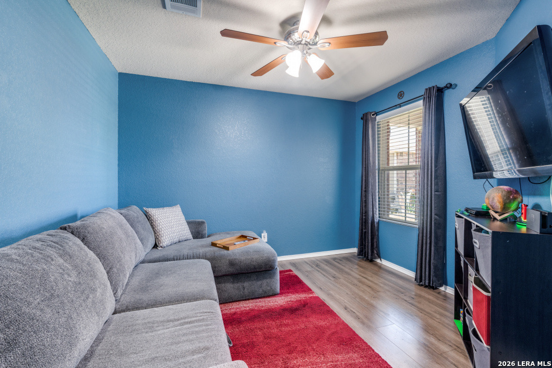 1517 Motherwell Seguin TX 78155