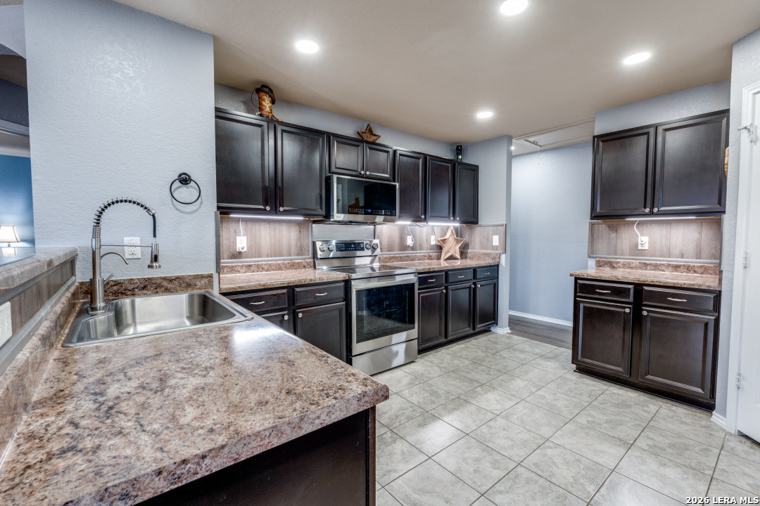 1517 Motherwell Seguin TX 78155