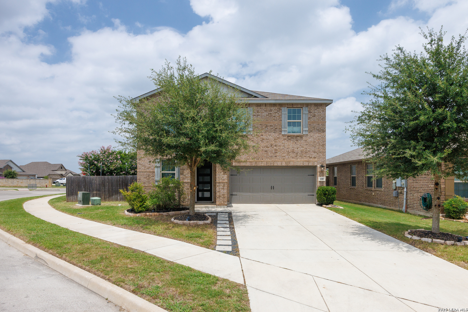 100 Clarendon Boerne TX 78015