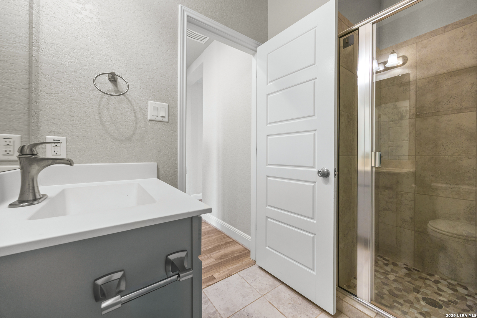 100 Clarendon Boerne TX 78015