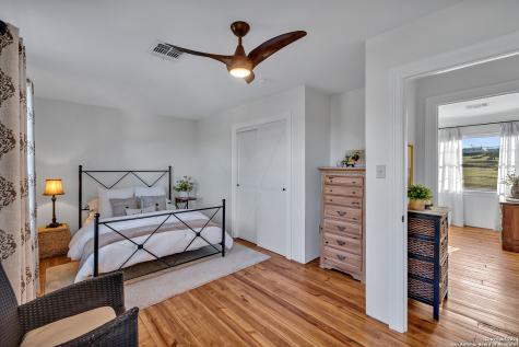 130 Overlook Drive Fredericksburg TX 78624