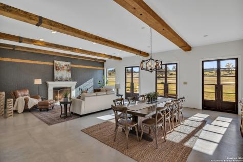 130 Overlook Drive Fredericksburg TX 78624