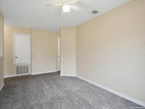 6843 Grapevine Lake San Antonio TX 78244