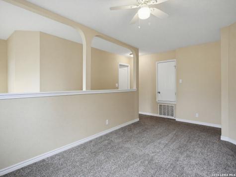 6843 Grapevine Lake San Antonio TX 78244