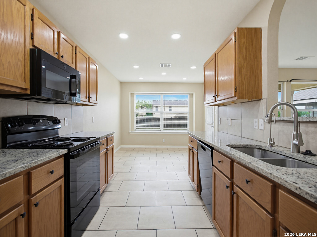 6843 Grapevine Lake San Antonio TX 78244