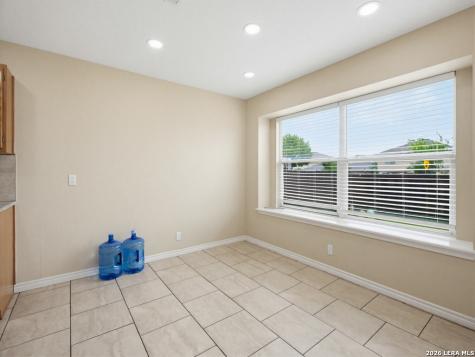 6843 Grapevine Lake San Antonio TX 78244