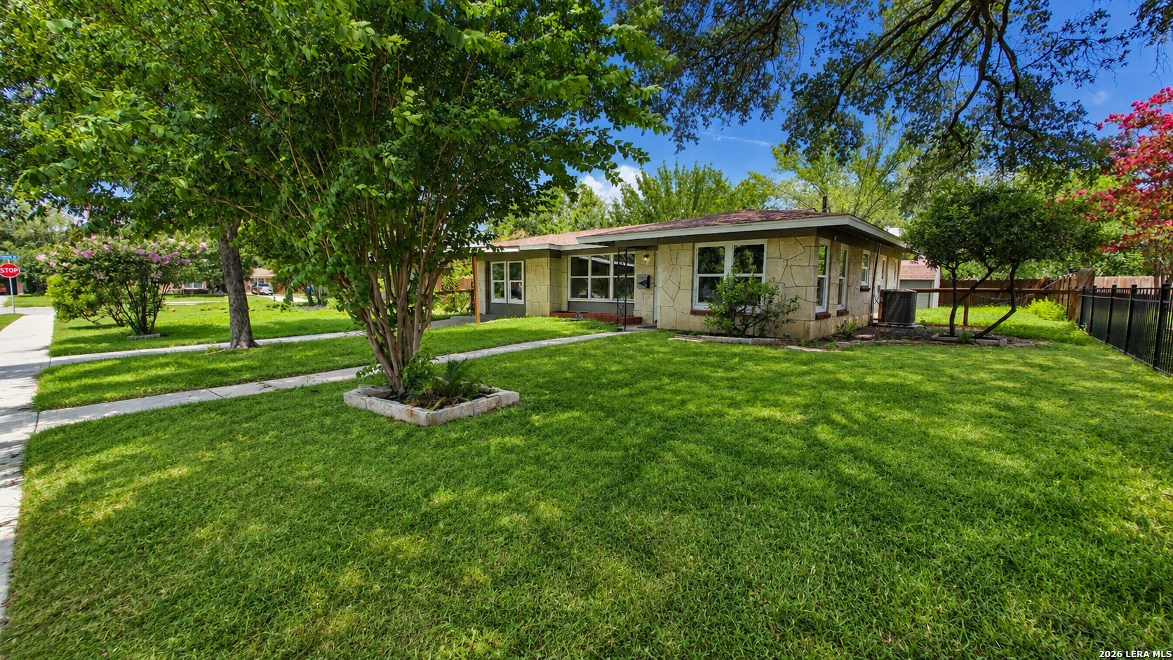 323 Maplewood Lane San Antonio TX 78216