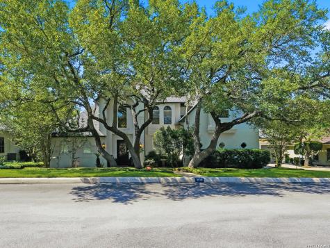 1806 Far Niente San Antonio TX 78258