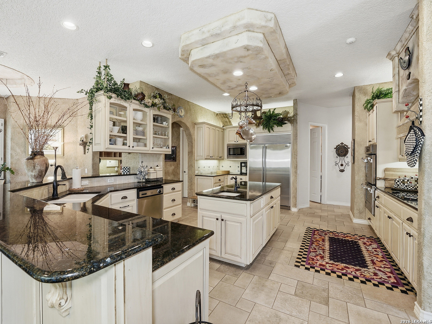 1806 Far Niente San Antonio TX 78258