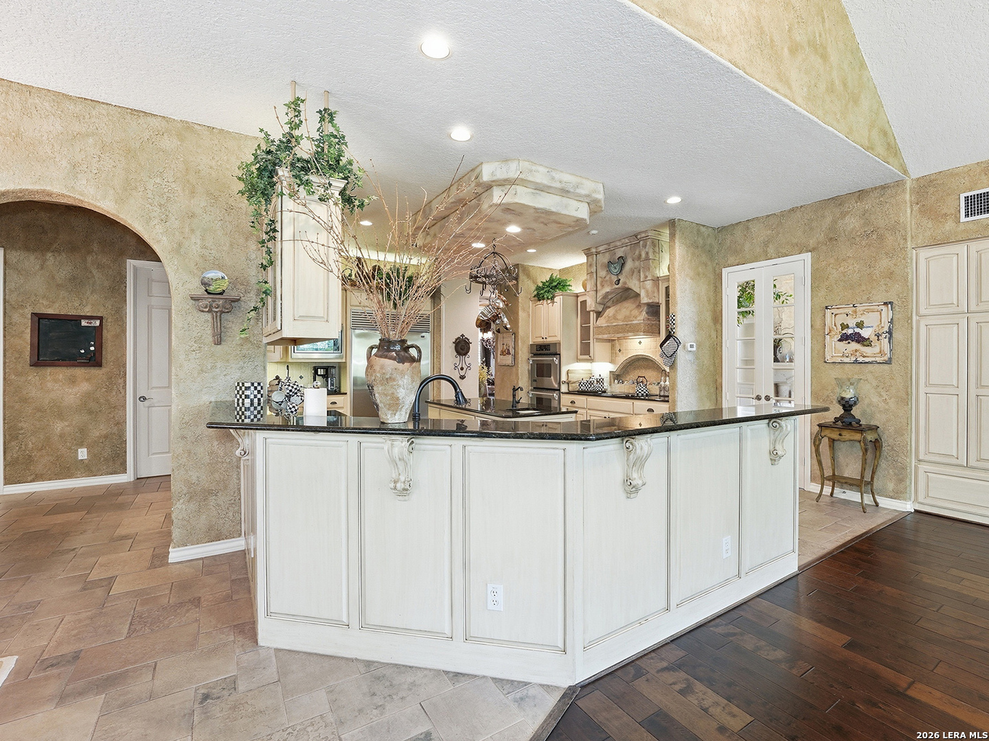 1806 Far Niente San Antonio TX 78258