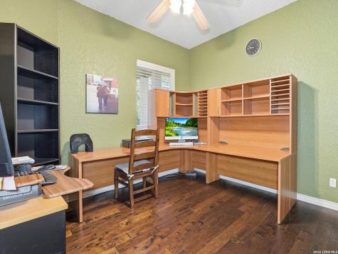 1806 Far Niente San Antonio TX 78258
