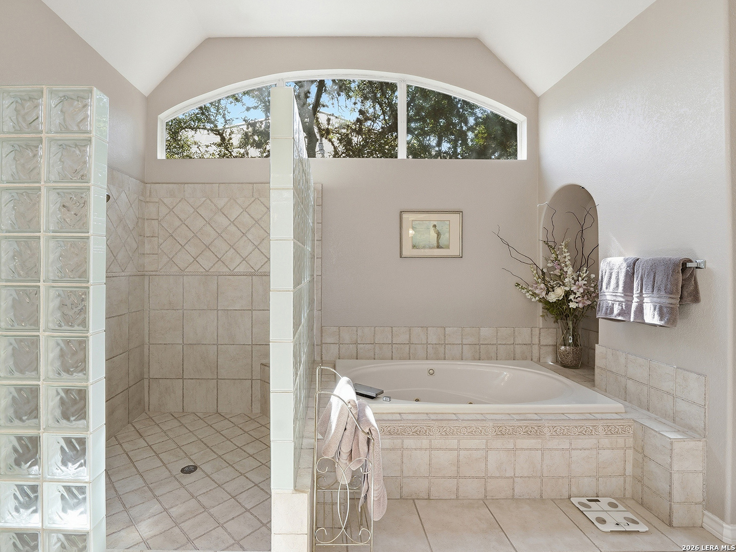 1806 Far Niente San Antonio TX 78258