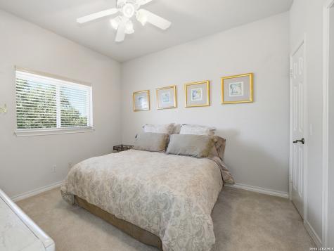 1806 Far Niente San Antonio TX 78258