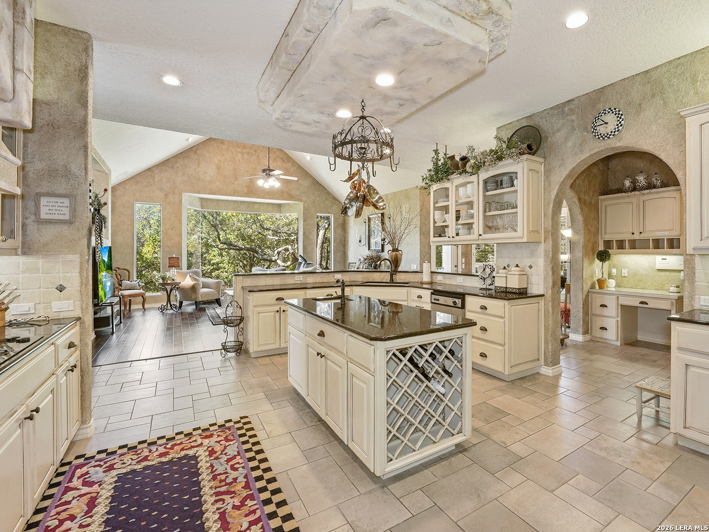 1806 Far Niente San Antonio TX 78258
