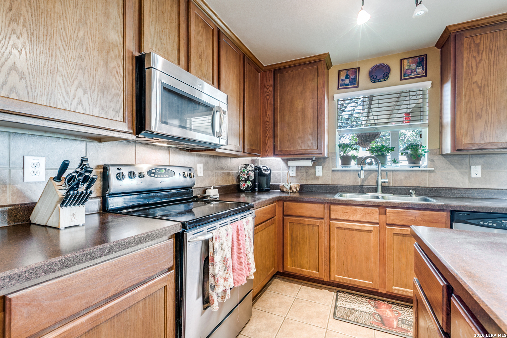 1015 Magnolia Bend San Antonio TX 78251