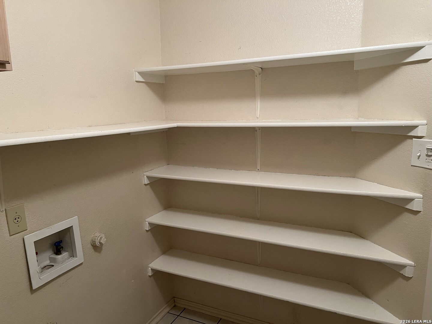 7 Latrobe Post San Antonio TX 78240