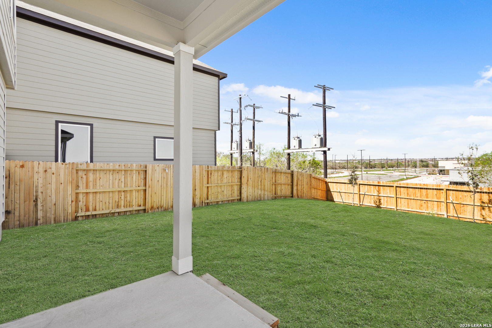 11111 Luckenbach Loop Converse TX 78109