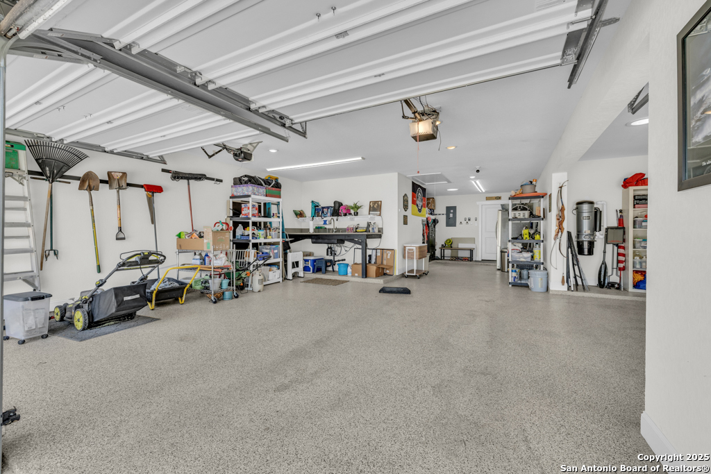 1033 Carriage Loop New Braunfels TX 78132
