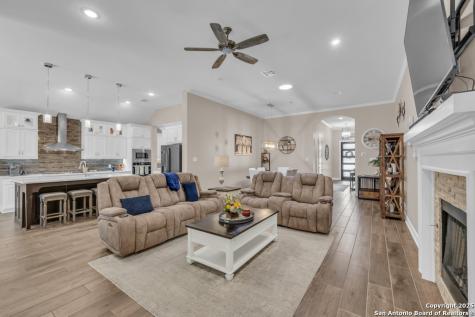 1033 Carriage Loop New Braunfels TX 78132