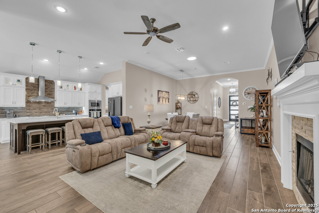 1033 Carriage Loop New Braunfels TX 78132