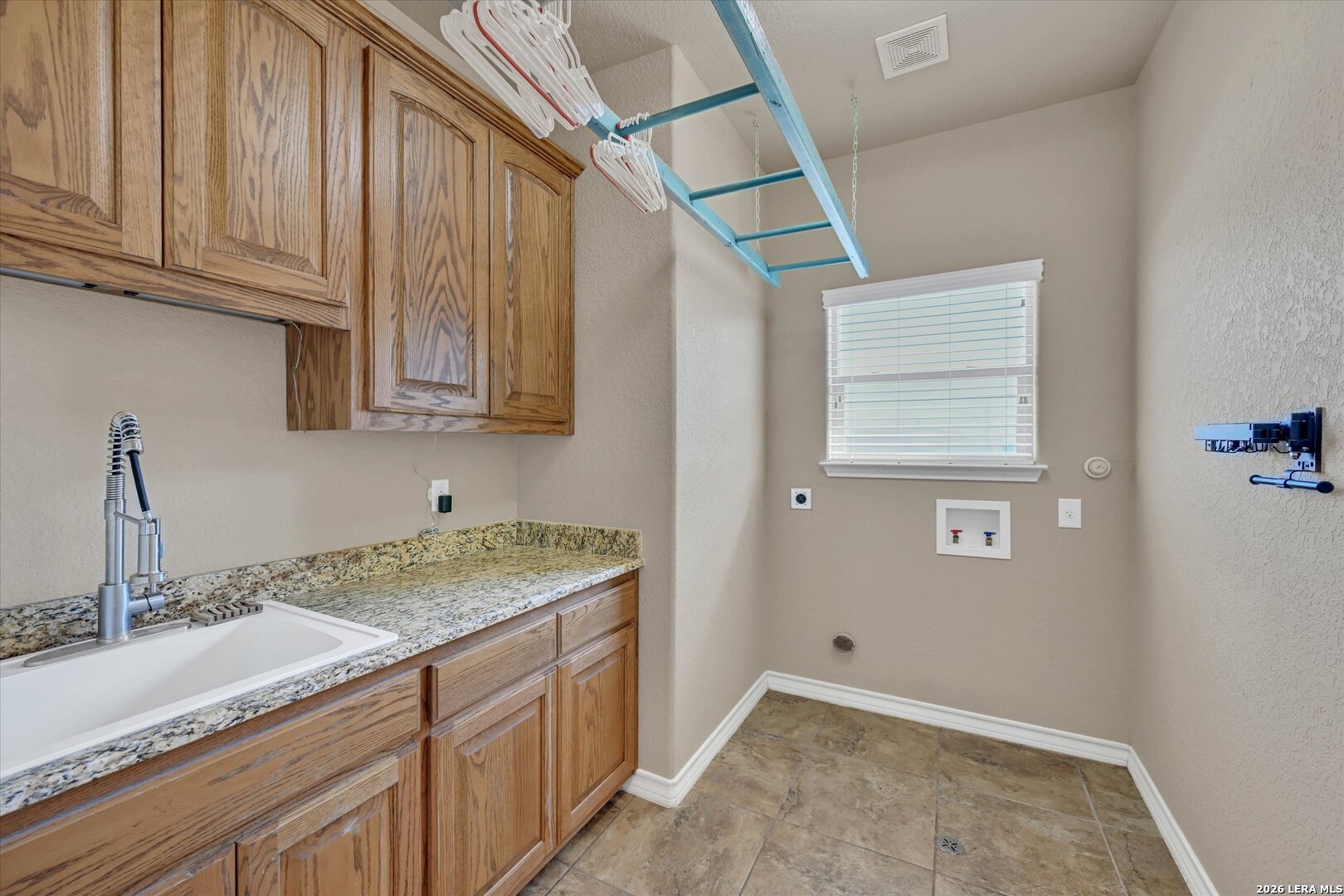 196 Triple Bend Drive La Vernia TX 78121