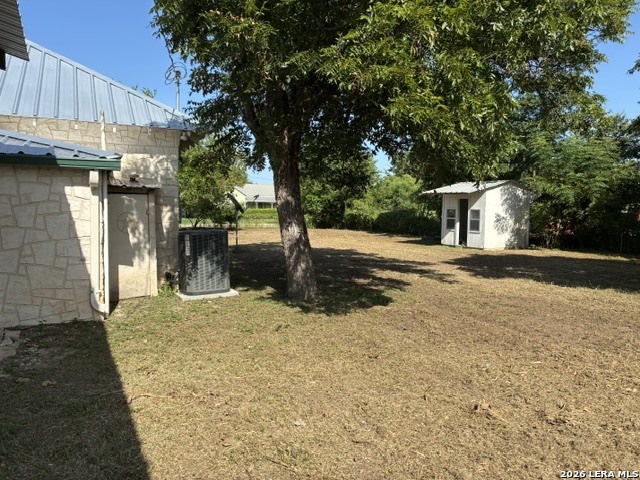 110 Tyler Avenue Sabinal TX 78881