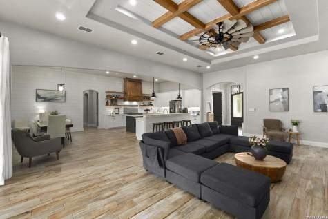 121 N Tranquility Drive La Vernia TX 78121