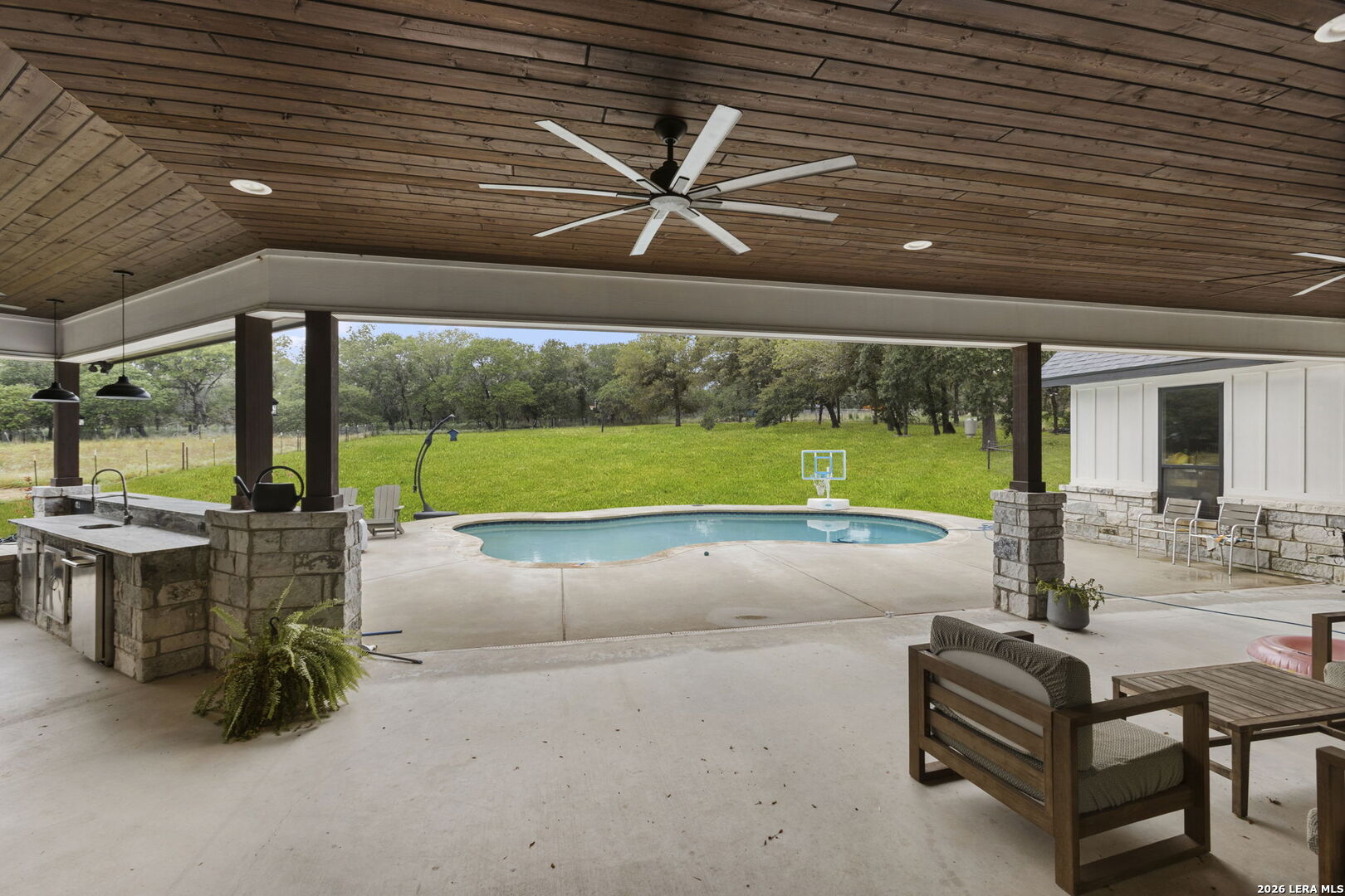 121 N Tranquility Drive La Vernia TX 78121