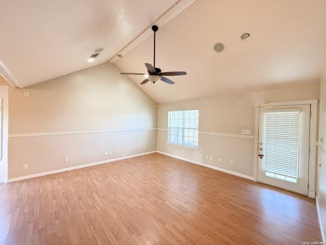 680 W County Road 678 Natalia TX 78059