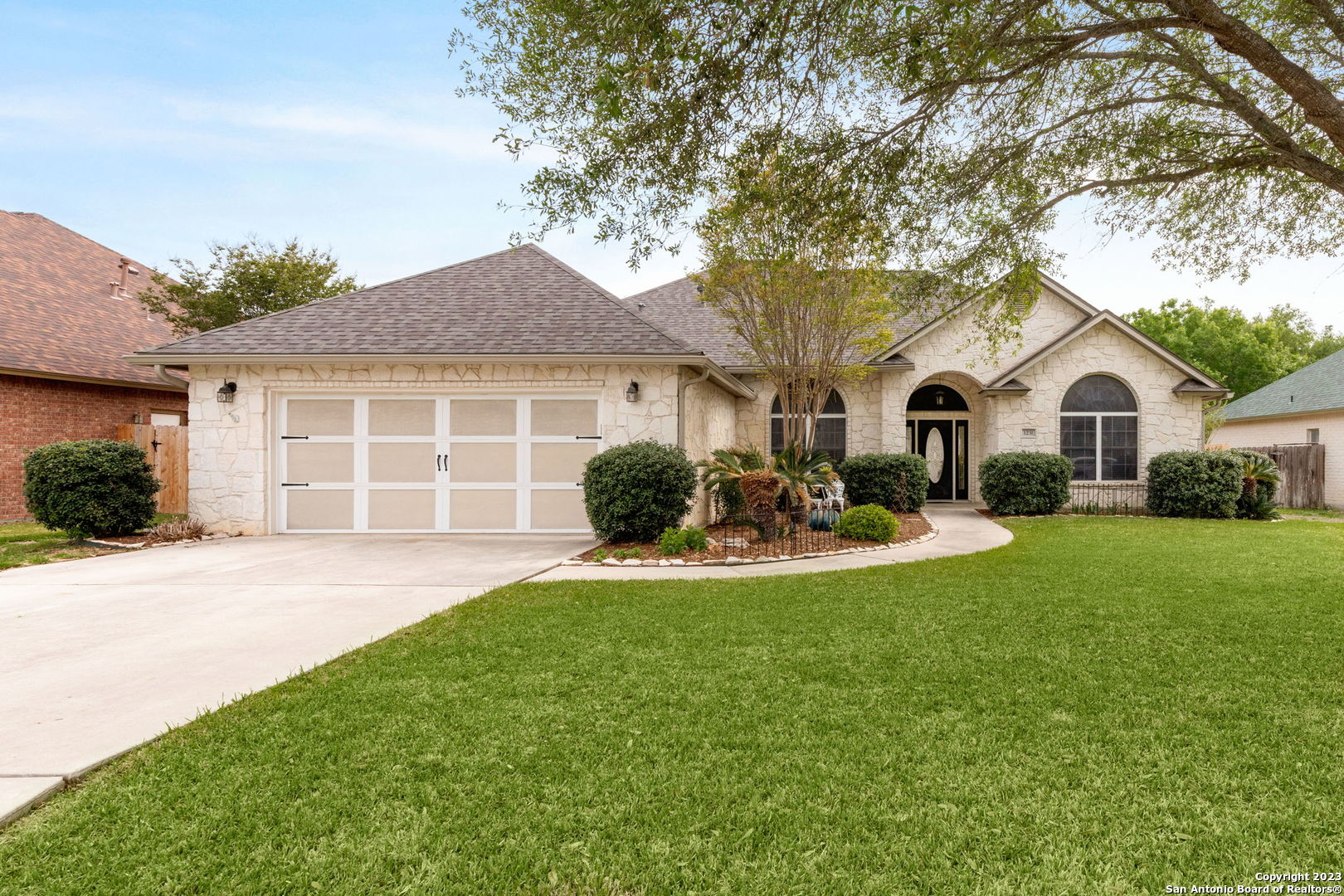 1231 Vista Bonita New Braunfels TX 78130
