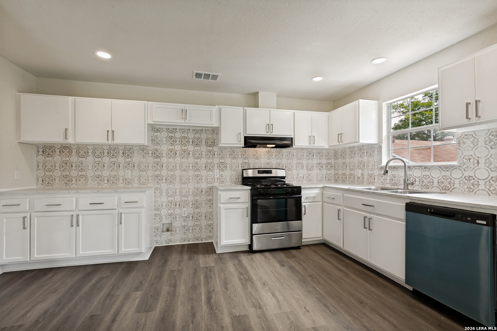 1950 Lamar Street San Antonio TX 78202