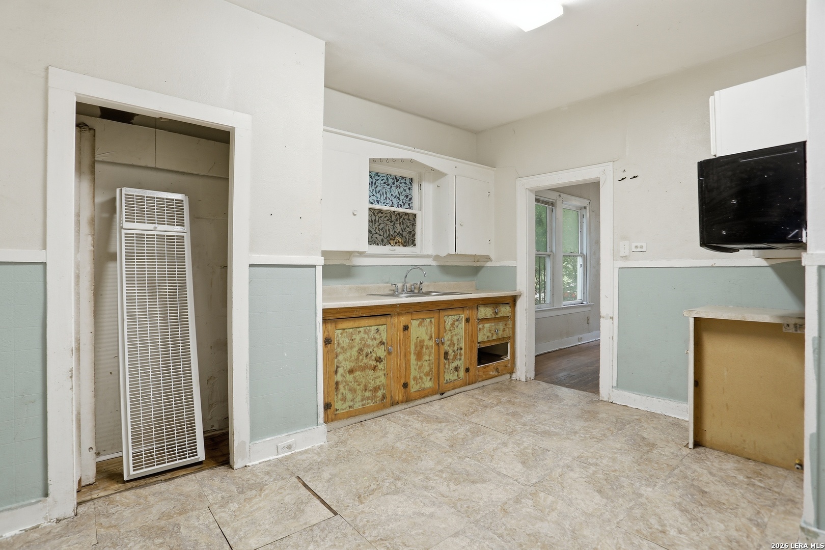 1326 Paso Hondo San Antonio TX 78202