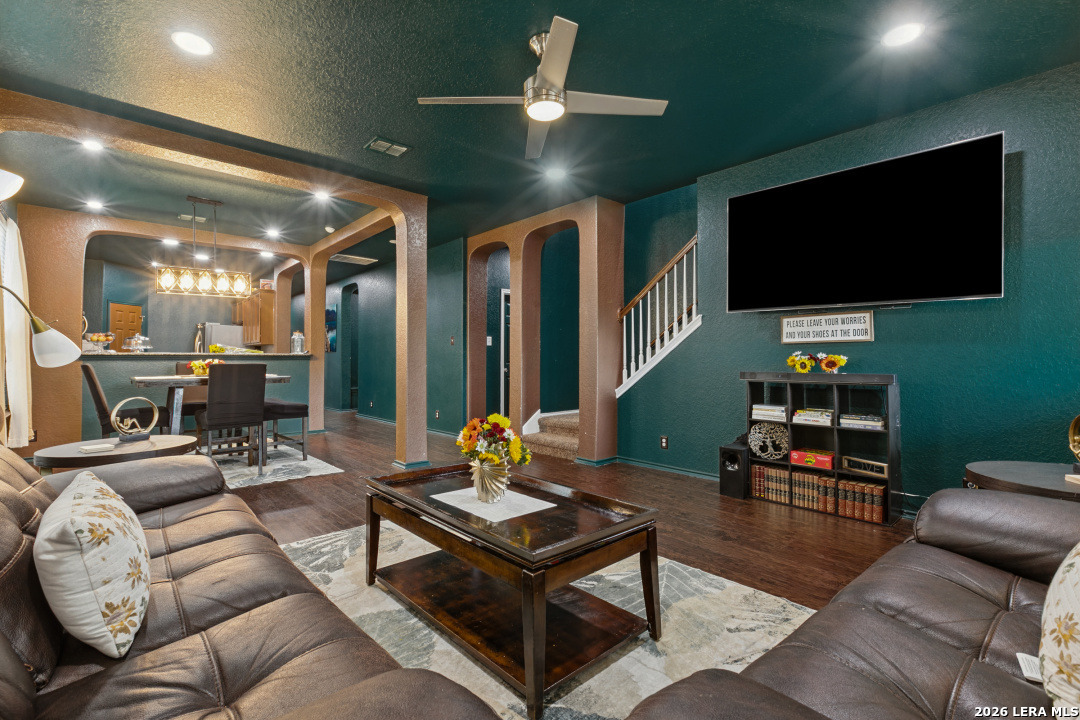176 Gemsbok Gate San Antonio TX 78253