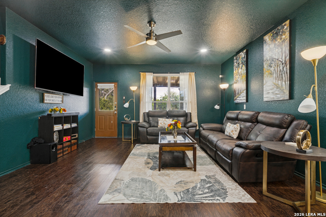 176 Gemsbok Gate San Antonio TX 78253