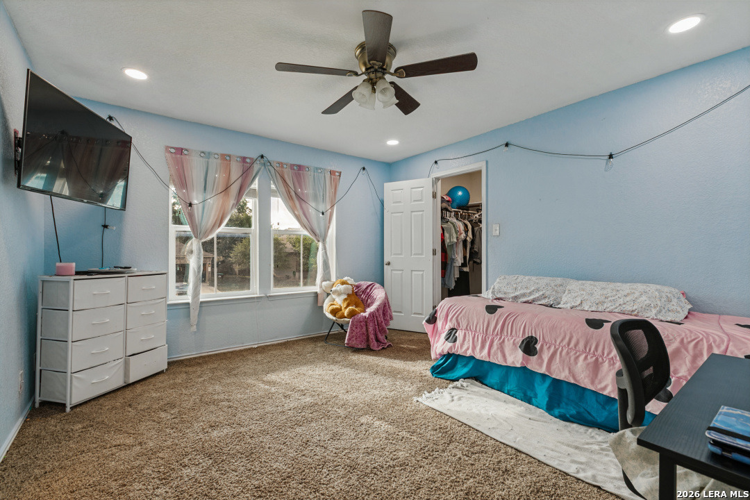 176 Gemsbok Gate San Antonio TX 78253