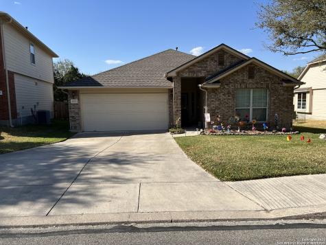 8915 Redbud Woods San Antonio TX 78250