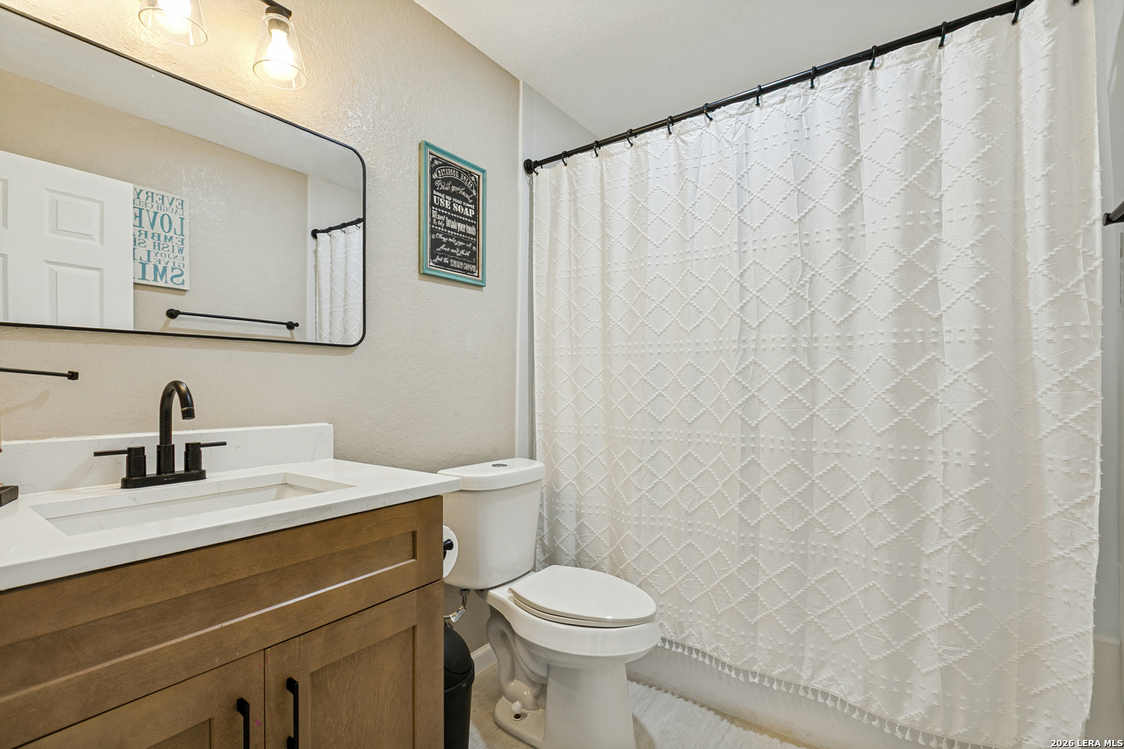 500 County Road 2645 Moore TX 78057