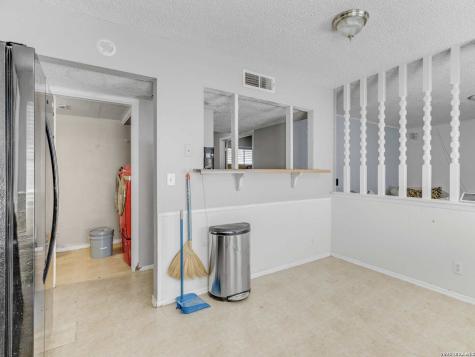6812 Neston Drive San Antonio TX 78239