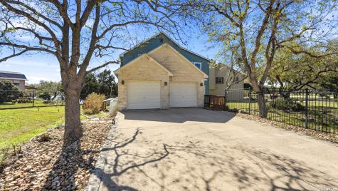 956 Lakebreeze Drive Canyon Lake TX 78133
